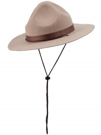 SOMBRERO POLICIA CANADIENSE